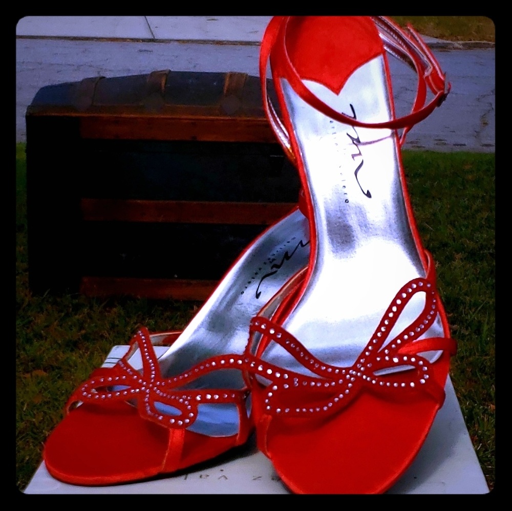 Gorgeous Strappy Heels by Martinez Valero